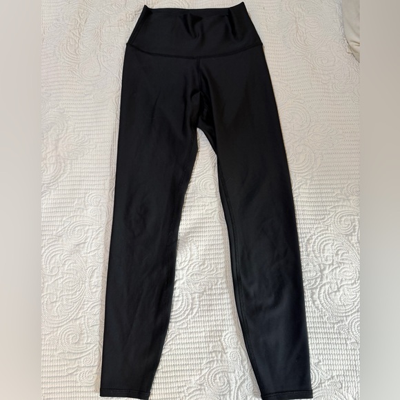 ALO airlift high waisted 7/8 length leggings in black size extra small - Picture 4 of 6